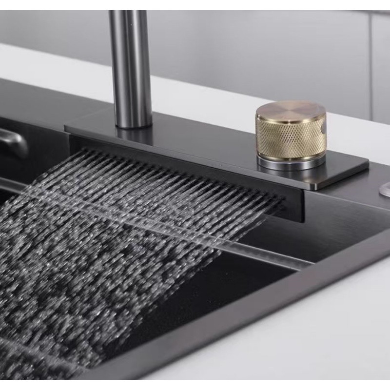 Kitchen Gadgets Luxury - Uçan Yağmur Musluğu Şelale Benzeri Bir